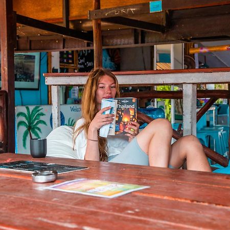 Bodega Koh Pha Ngan Pool Hostel Baan Tai Εξωτερικό φωτογραφία
